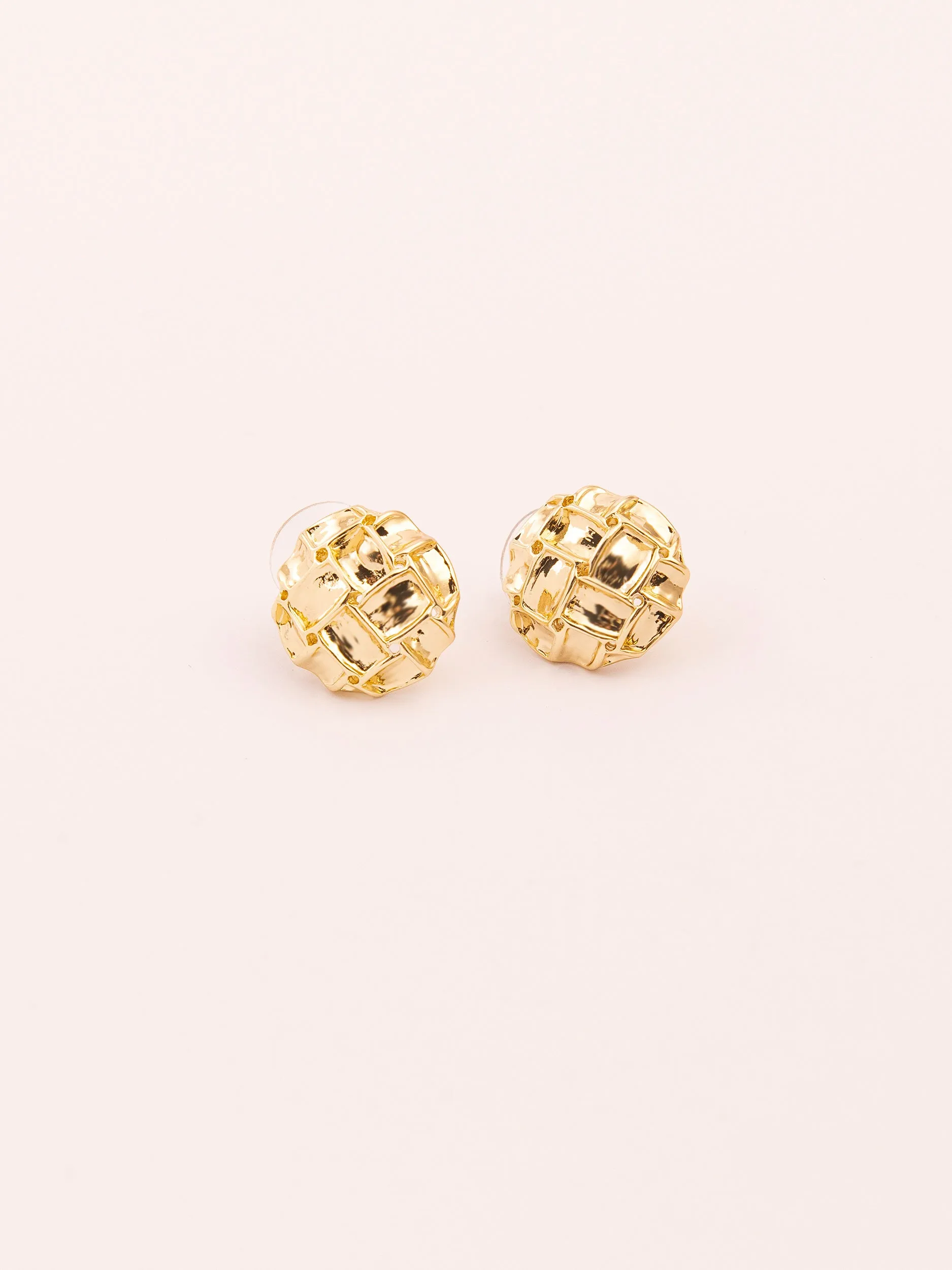 Geometric Studs
