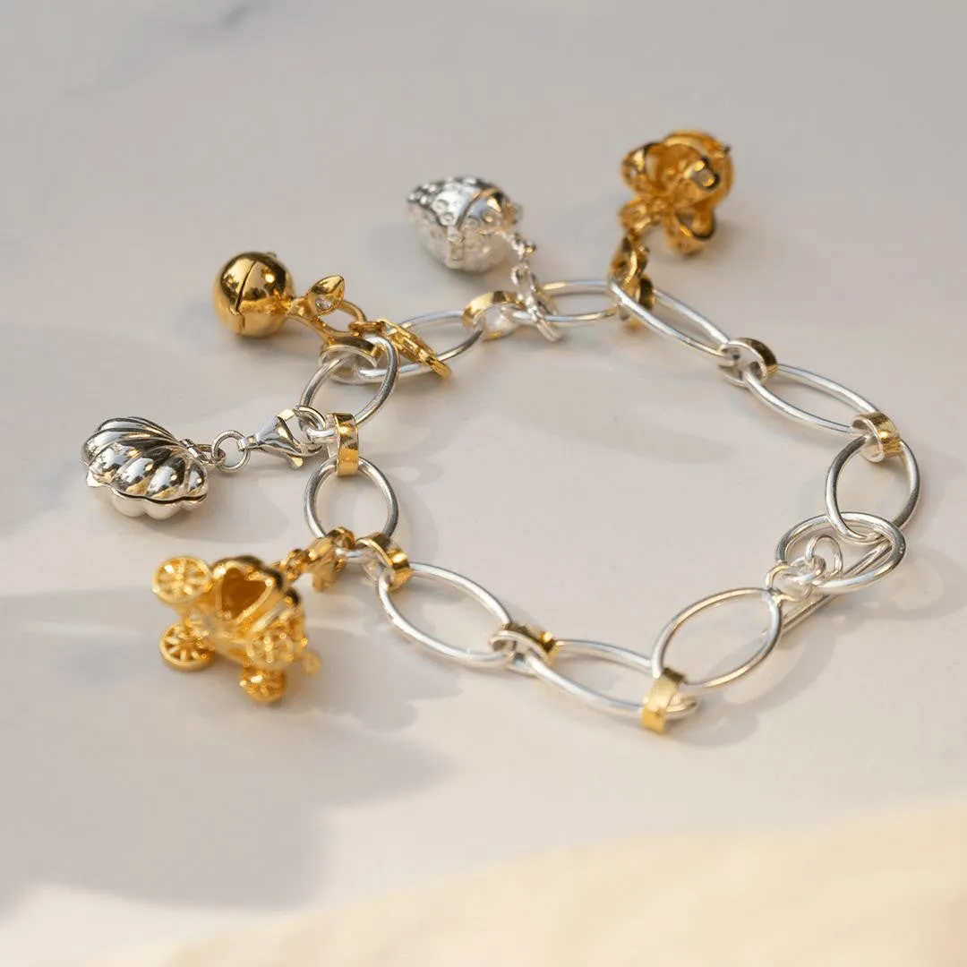 Magical Charm | Squirrel - Friendship - Gold
