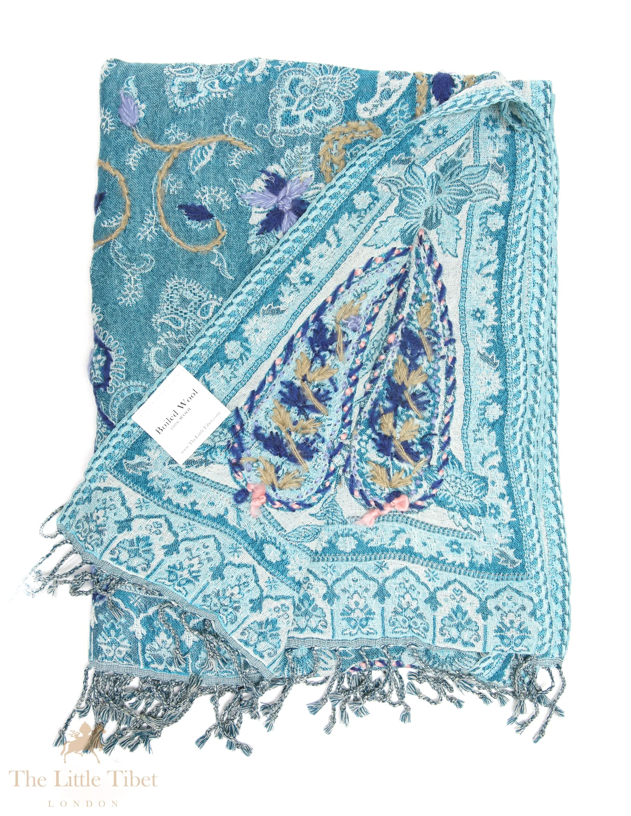 Mystique Hues: Artisan Wool Scarves, Timeless Mystique