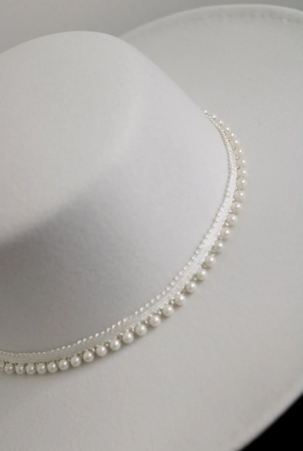White Wedding Hat with detachable pearls